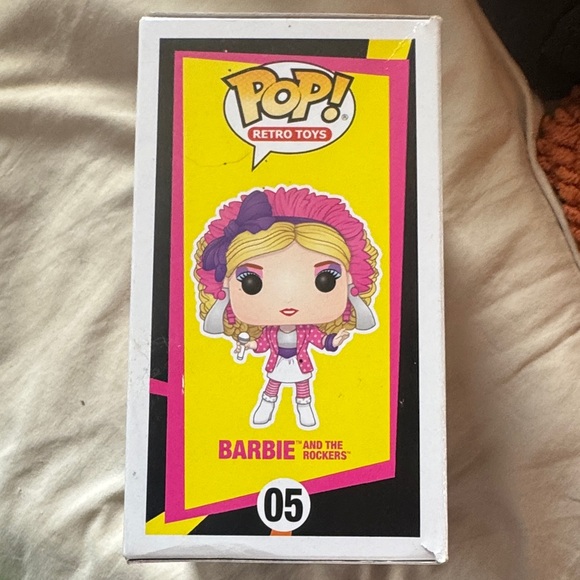 Barbie Pop! Vinyl Figure with Pink and Purple Hair - Picture 5 of 6